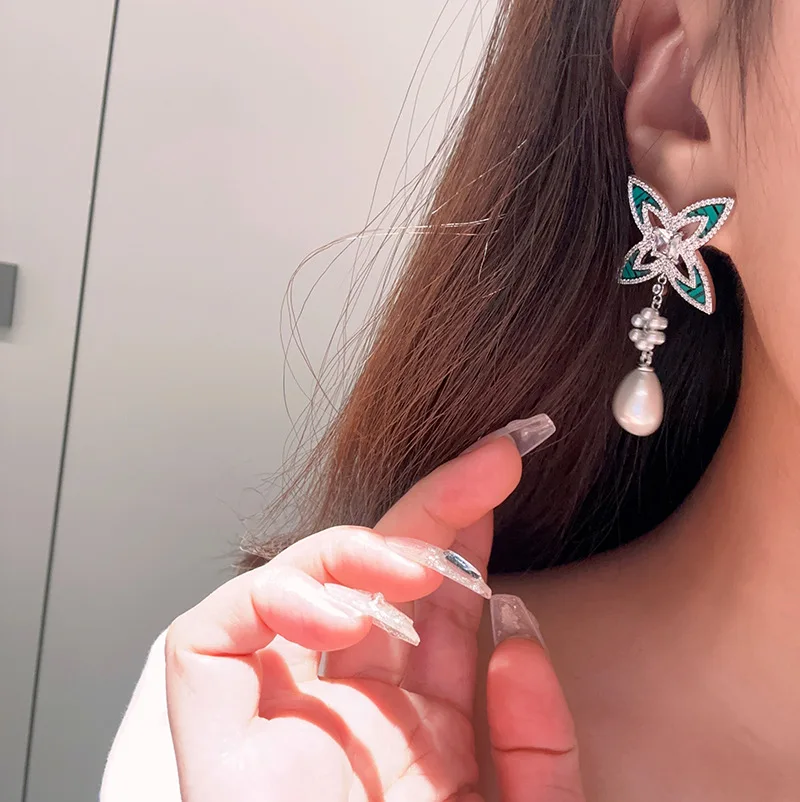 Bilincolor  Hollow Flower Shaped  Pearl Earrings