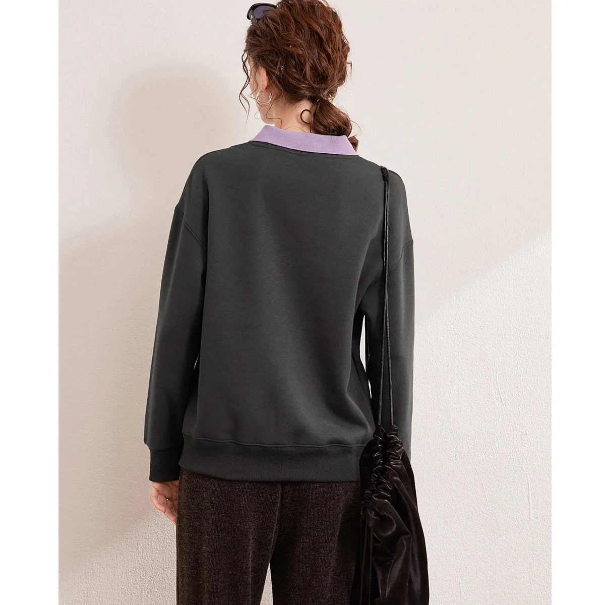 LOUIS YAO 2024 Winter Color Blocked Collar with Thick Velvet Printed Bead Embroidered Micro Elastic Loose Women's Hoodie 6