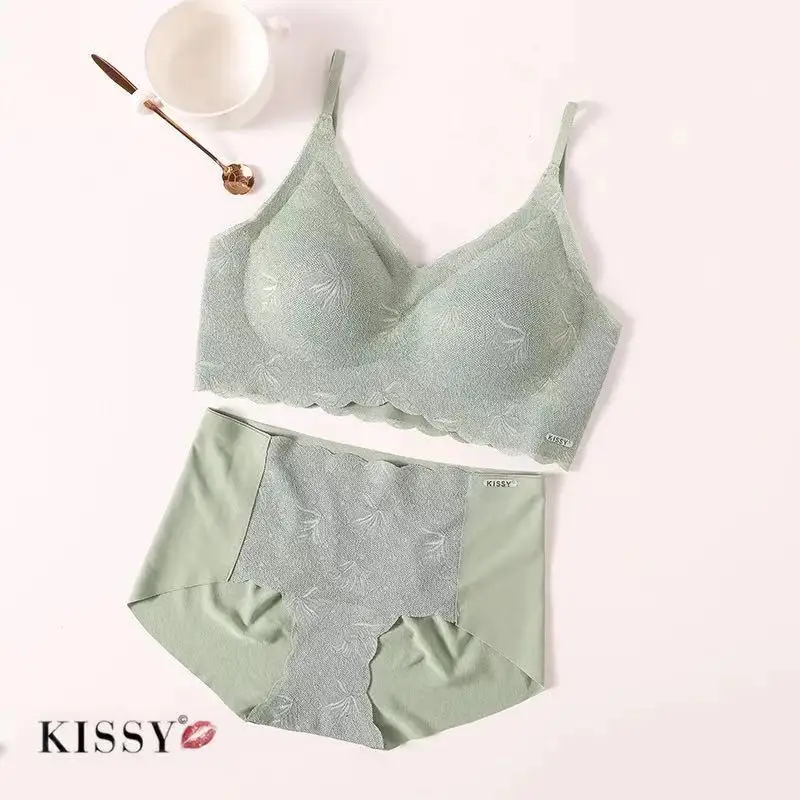 KISSY authentic Platinum collection bra sexy lace suspenders underwear  undergirdle vest latex pad set