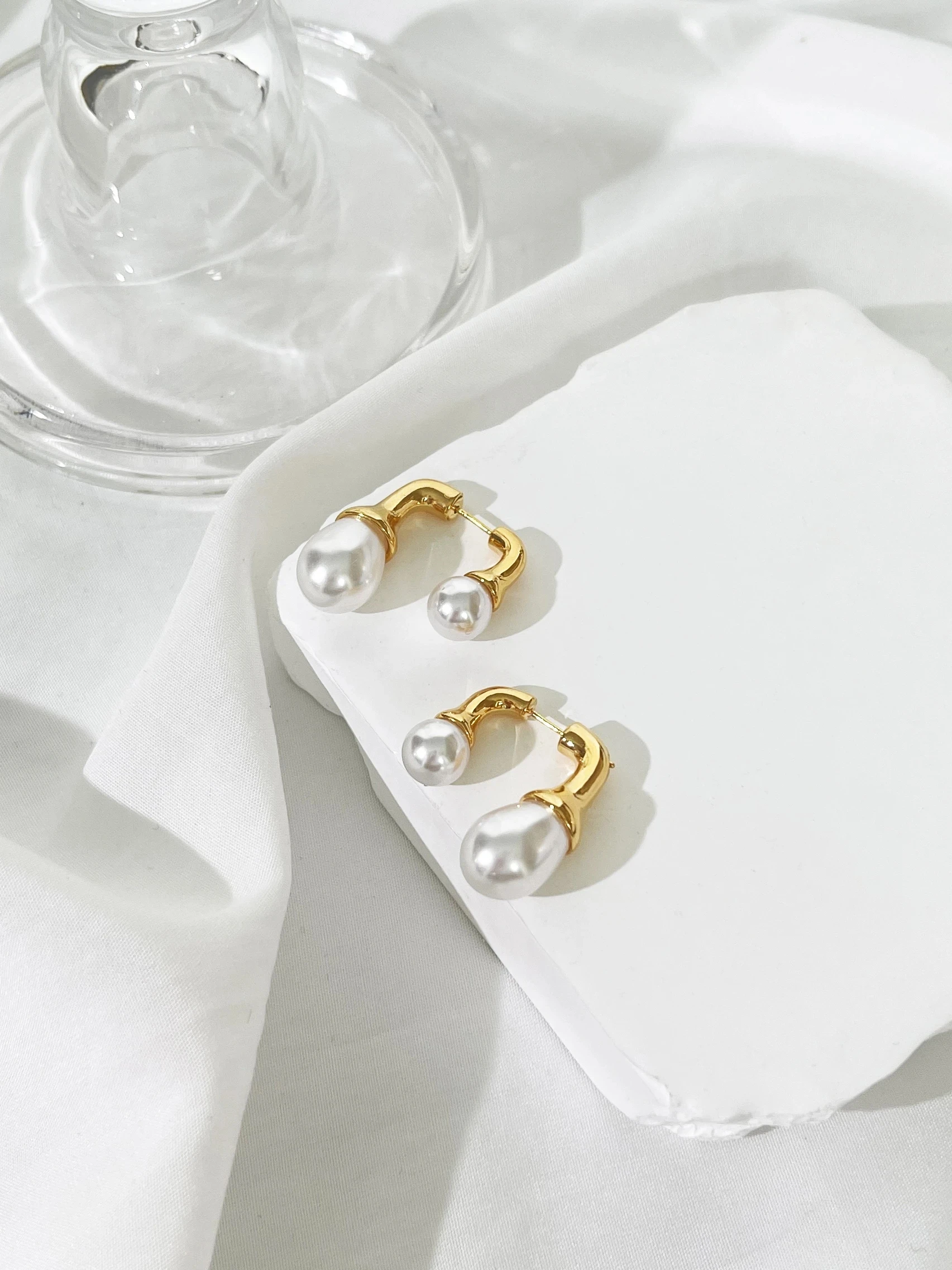 Long Tassel Earrings Peri'sbox Fashion Chic Gold Plated Irregular Faux Pearl Front Back Earrings For Women Unique Designer Jewelry Party Accessories