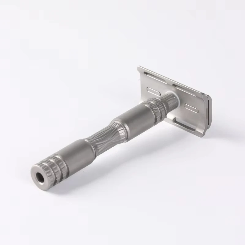 YAQI 316 스테인리스 스틸 버전 고스트 안전 면도기 1.10mm 블레이드 간격 및 12mm 핸들 직경으로 편안한 면도를 제공합니다.