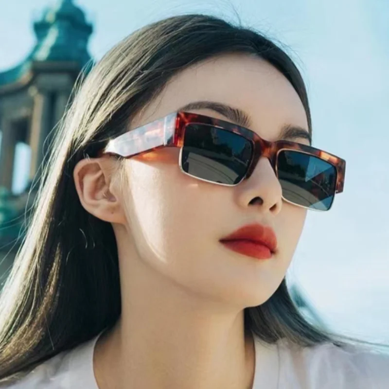 

DYTYMJ Small Square Sunglasses Women Luxury Brand Metal Frmae Sun Glasses Men Simple Eyewear Retro Fashion Gafas De Sol Mujer