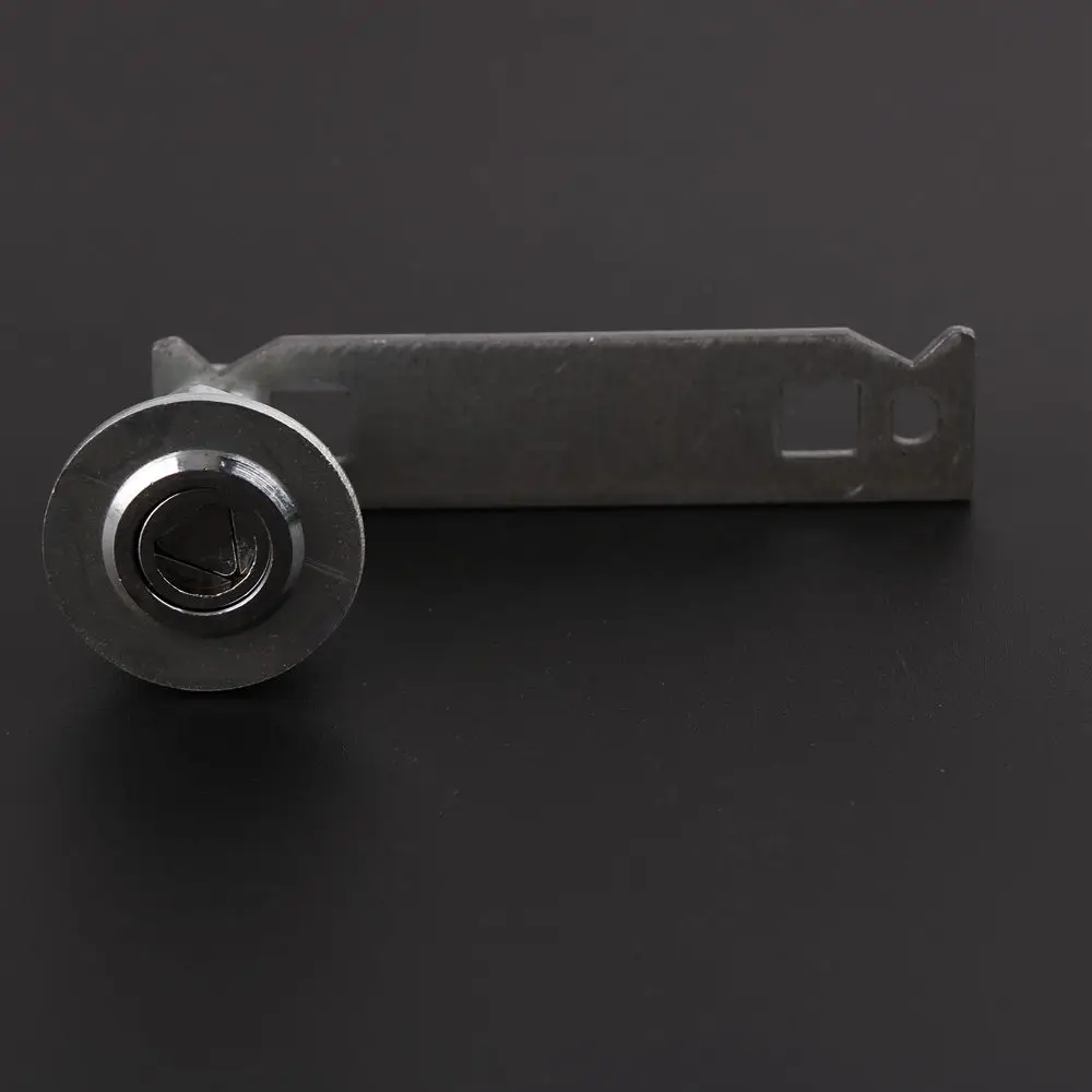 1pcs Elevator accessories elevator triangle lock Applicable to Giant KONE Elevator Elevator landing door triangle lock elevator parts elevator triangle key