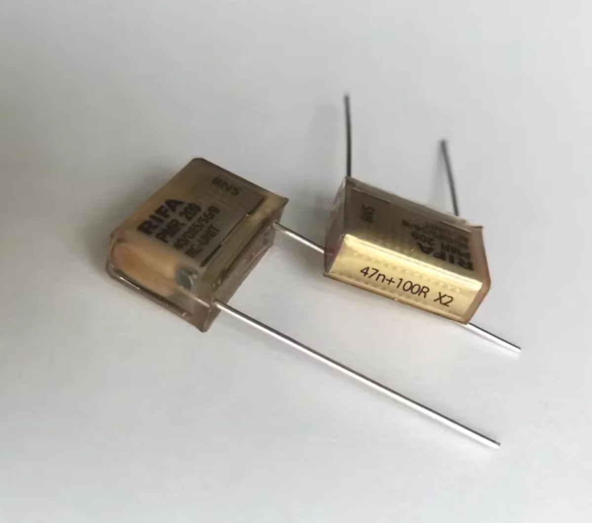 High quality/2PCS RIFA PMR209 47n+100R X2 250VAC