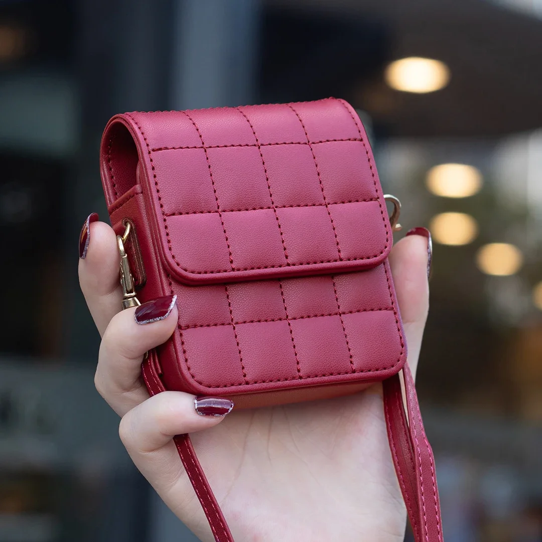 Women's Fashion Zipper Wallet Case - PU Leather Plaid with Strap and Card Holder