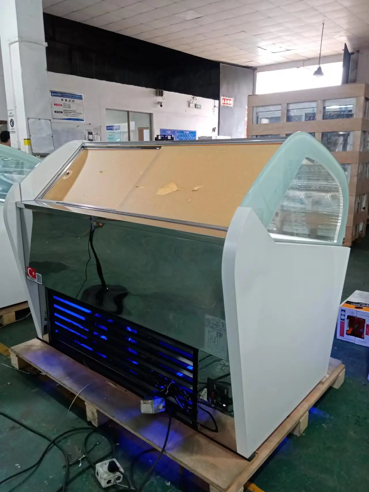 Commercial Cake Display Freezer Counter Small Single-Temperature Air Cooling System Refrigerator Showcase - Image 3