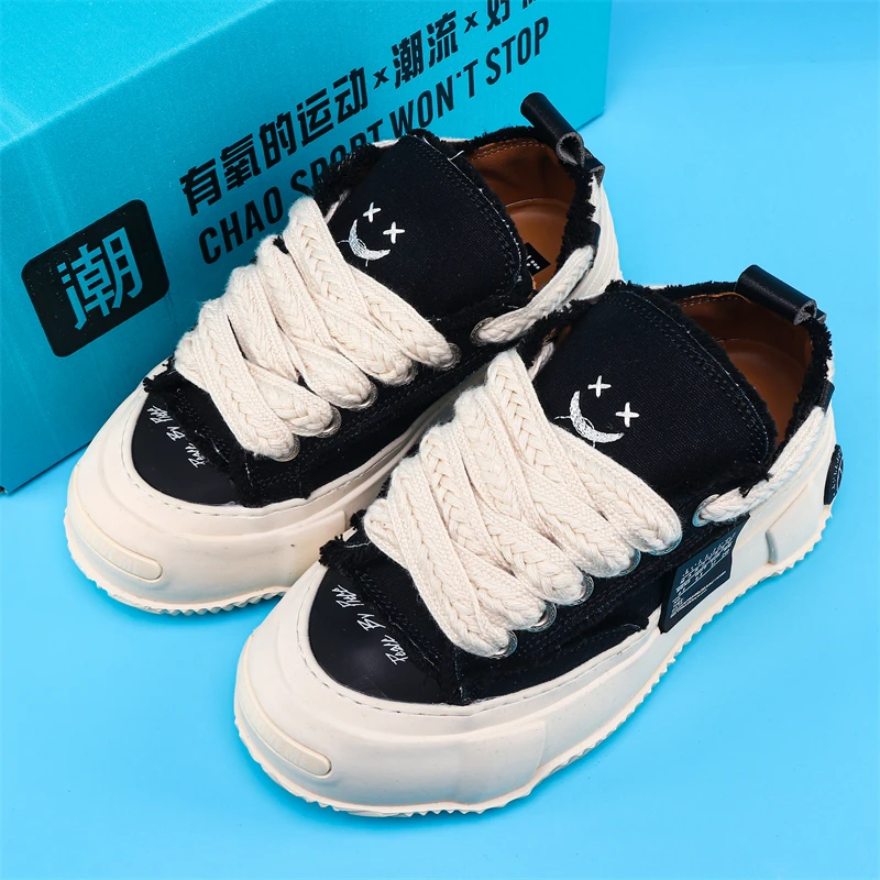 Description Picture 6 of itemSmall fragrance is durable, comfortable, thick-soled, and the couple's heightened color-changing large round toe shoes, the new