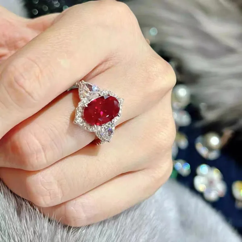 Classic and gorgeous ruby Female Ring Beautiful light luxury art high-end wedding rings for women banquet silver 925 jewelry