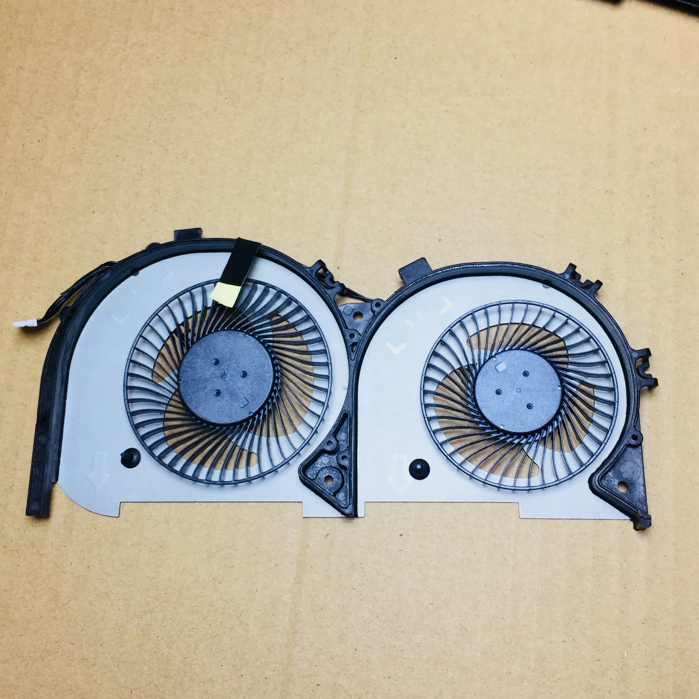 Original Laptop Heatsink Cooling Fan for Lenovo 700-15ISK GTX1050 7000 E520 Heatsink Fan