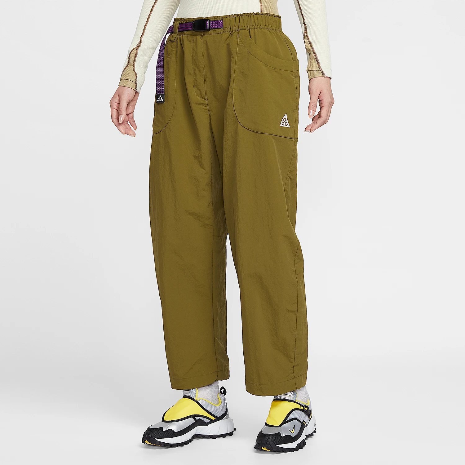 Pantalon de sport tissé brodé Nike Authentic ACG Dolomiti pour femme IF0142-368 1 Pantalon de sport tissé brodé Nike Authentic ACG Dolomiti pour femme IF0142-368 1