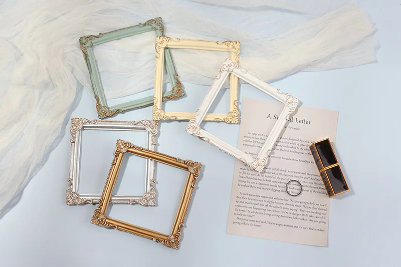 Description Picture 2 of itemLife Photo Shooting ins Photography Props Retro Photo Frame Studio Accessories for Jewelry Ring Necklace Earrings Lipstick foto