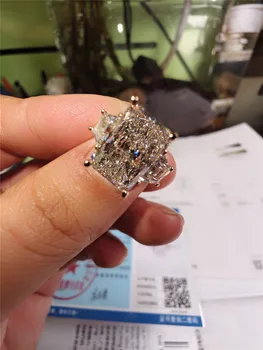 14K Gold Lab-Grown Diamond CVD HPHT Radiant Cut 4CT Three-Stone Ring 10K Gold Engagement Ring Fashion Jewelry Wholesale 1