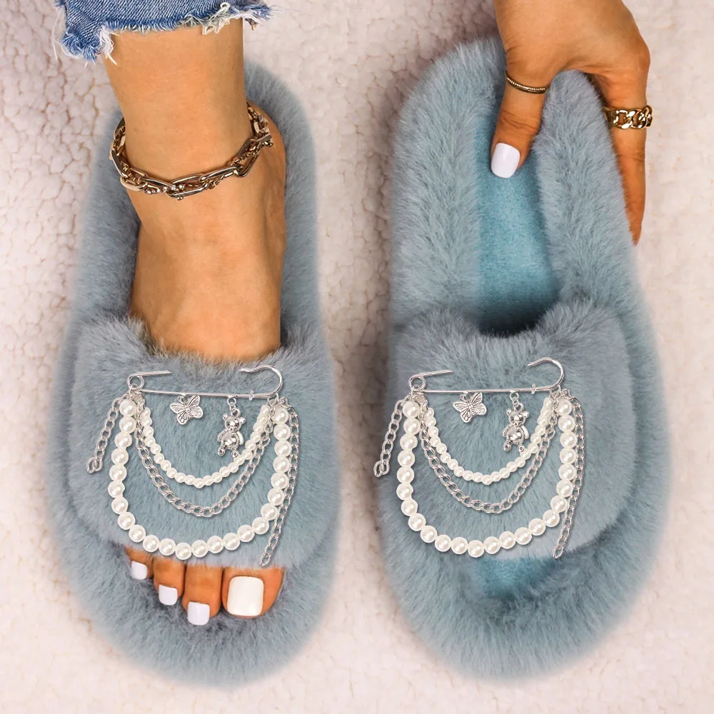 Women's Slippers Shoes Faux Fur Slides Pearl Chain Decor Flat Sandals Designer Flip Flops Female Winter Plush Slippers 2022 New