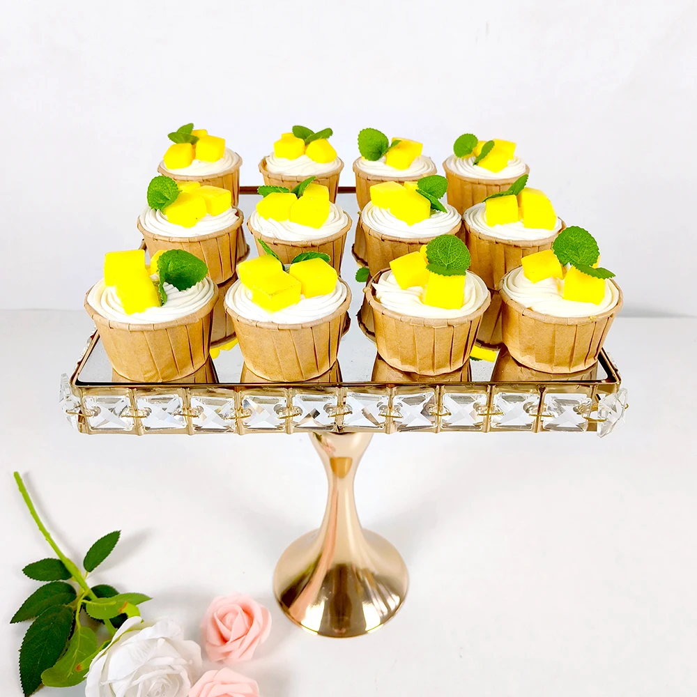 Alzata per Torta in Oro 3 Pezzi, Espositore per Tavolo da Dessert, Diverse Altezze e Forme, Supporti per Cupcake a più Livelli, Decorazione per Piatti di Frutta e Caramelle per la