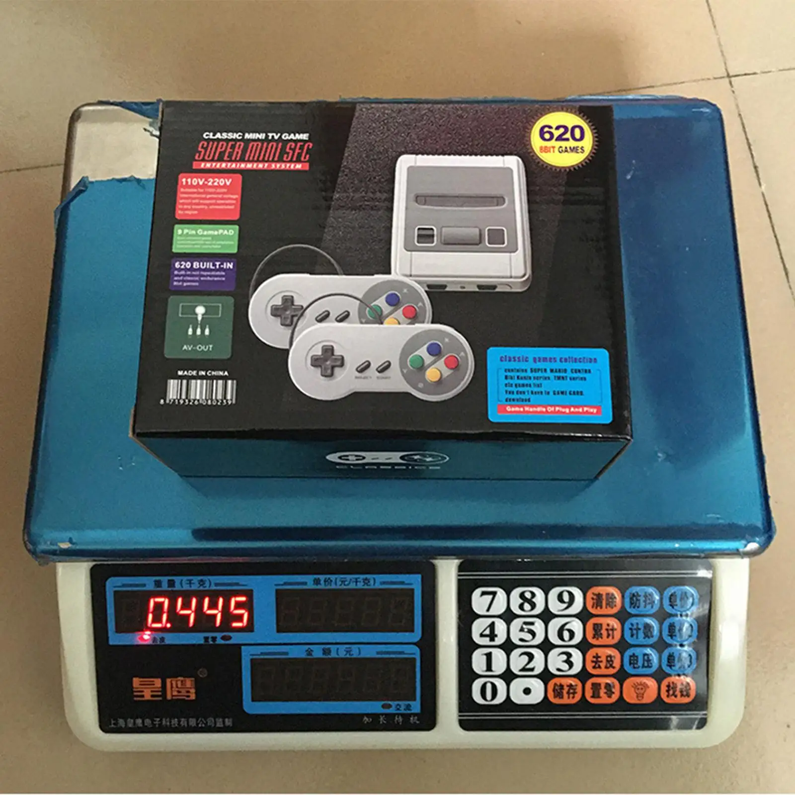 Handheld Video Game Console Classic Mini Portable Console with 620 Built in Games for Home Entertainment