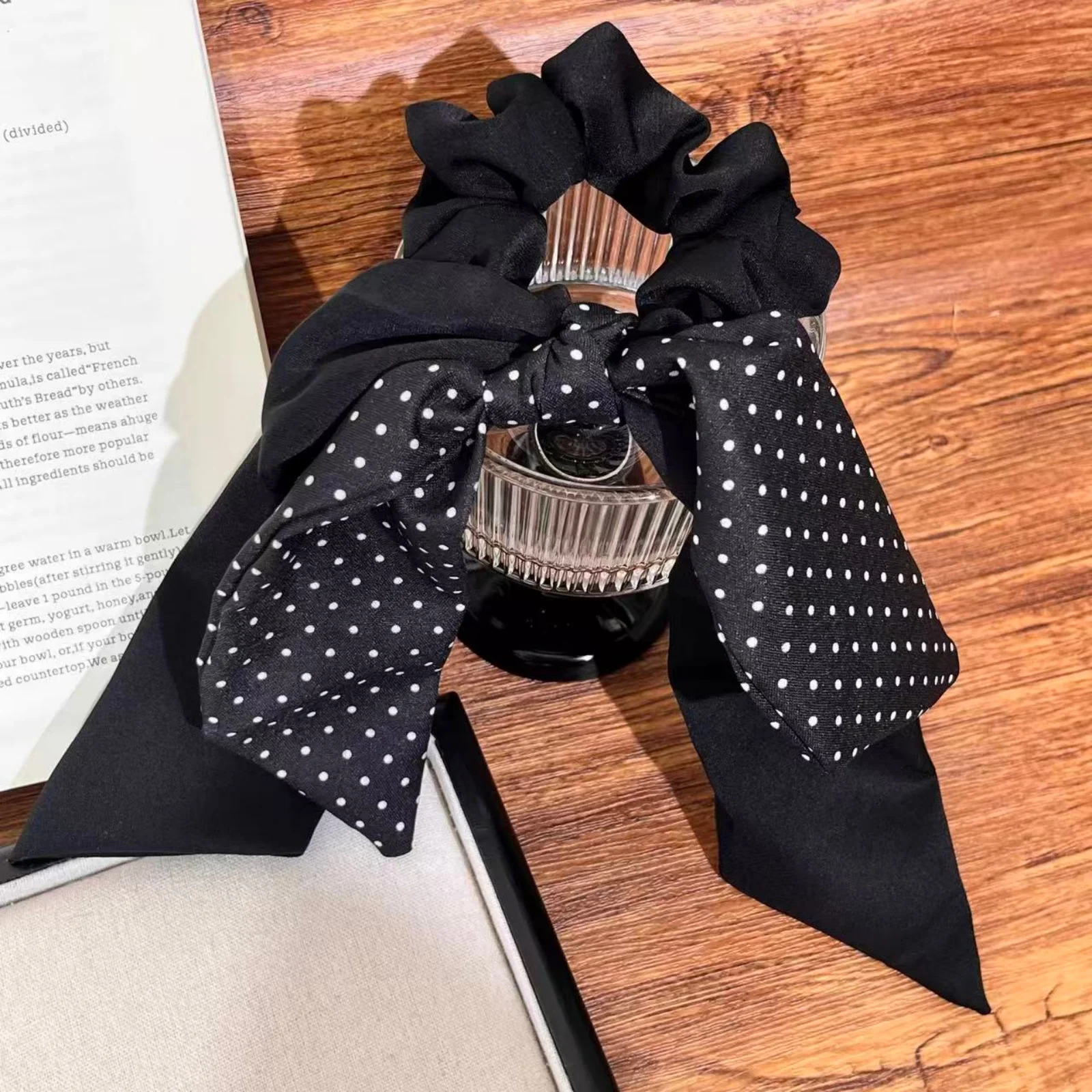 1PC Polka Dot Bow Scrunchie, Black Satin Long Ribbon Hair Tie, Korean Drama Style Hair Accessory, Trendy Ponytail Holder