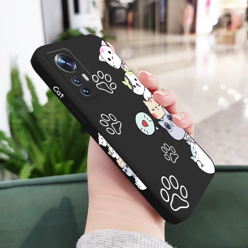 Adorable Stacking Cats Liquid Silicone Phone Case