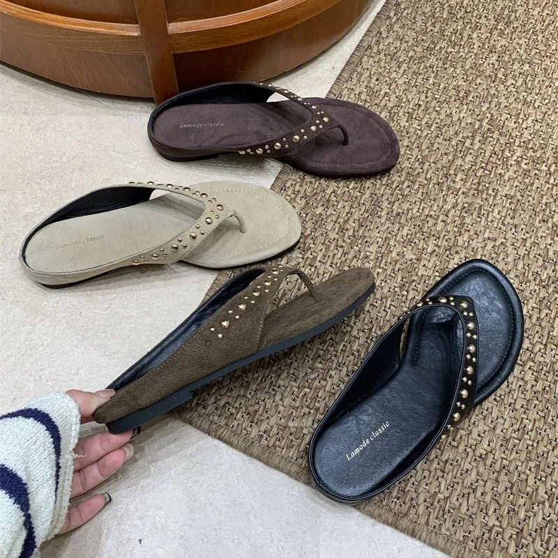 2026 New Vintage Rivet Women Clip Toe Flats Slippers Concise Slip on Non Slip Slides Outdoor Daily Walking Vacation Dress Shoes 1
