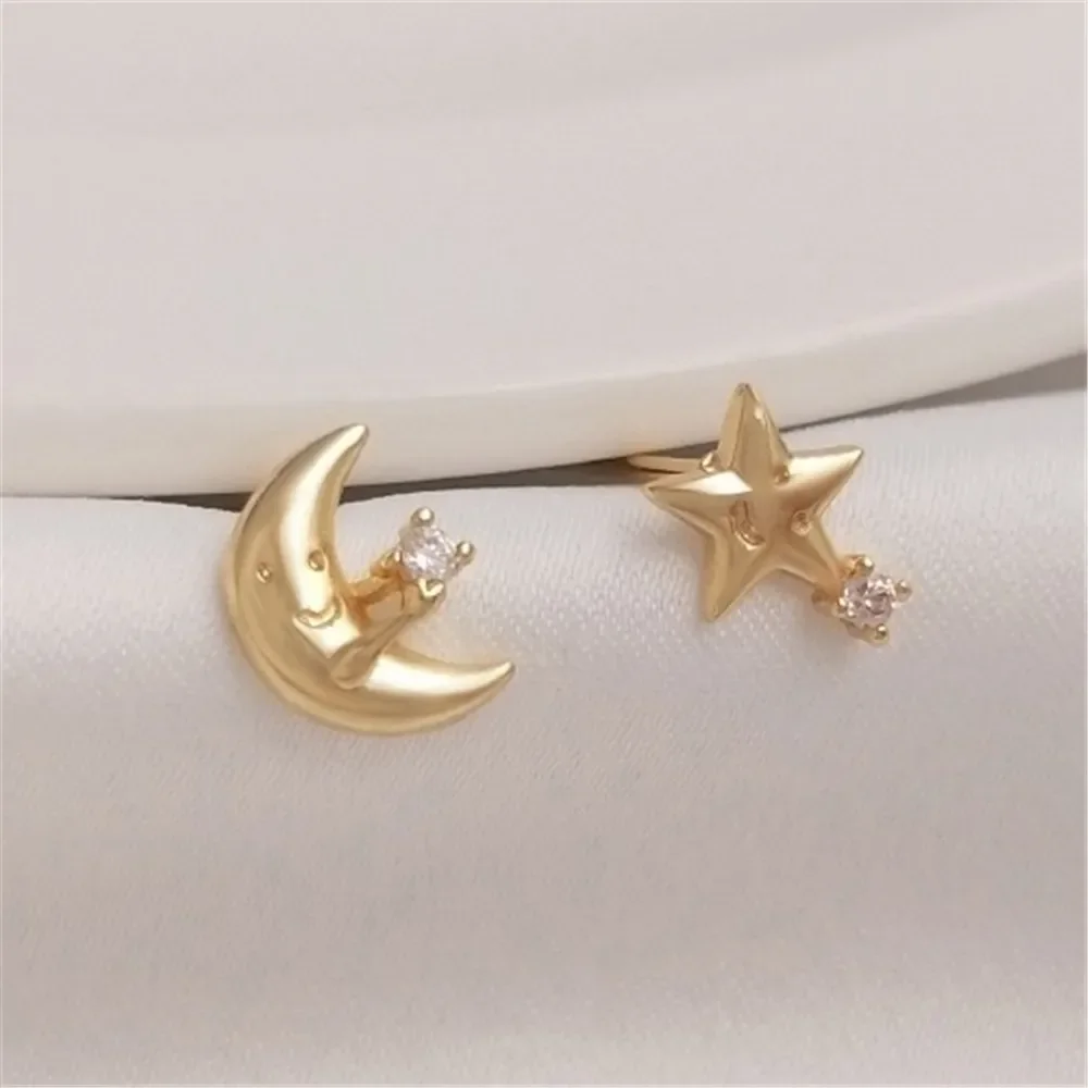 

Zirconium Star Moon Silver Needle Earrings 14K Gold Star Moon Smiley Face 925 Silver Fungus Needles Simple Light Luxury Earrings