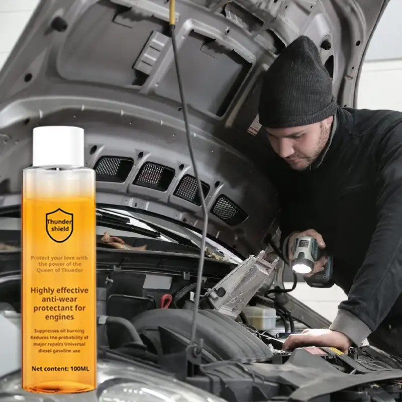 Engine Lubricating Oil Additive 100ML Highly Effective Engine Anti-Wear Protectant Agent Oil Additive Reduce Noise and Jitter