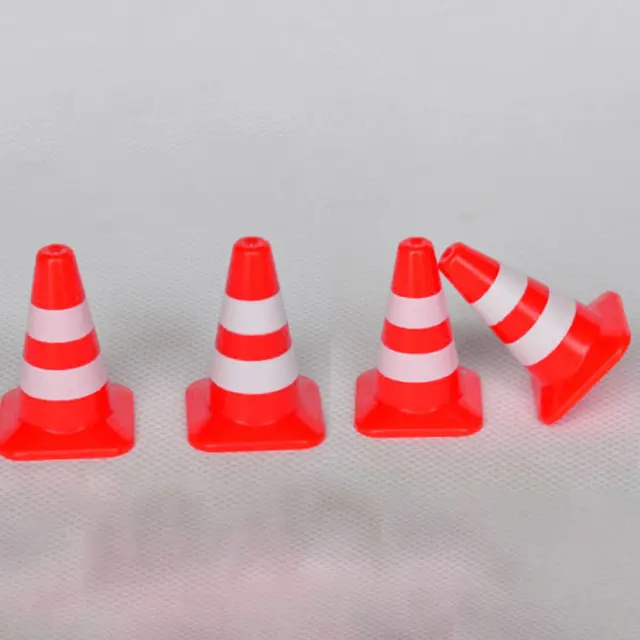 30/50pcs Simulation Mini Road Cones Traffic Sign Roadblock Toys Kindergarten Educational Toy Teaching Aids 2