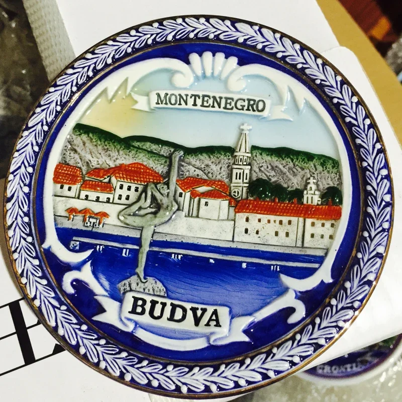 12CM European American TV Restaurant Background Wall Decoration Ceramic Plate Mediterranean Home Decor Tourist Souvenir Sunchamo 4