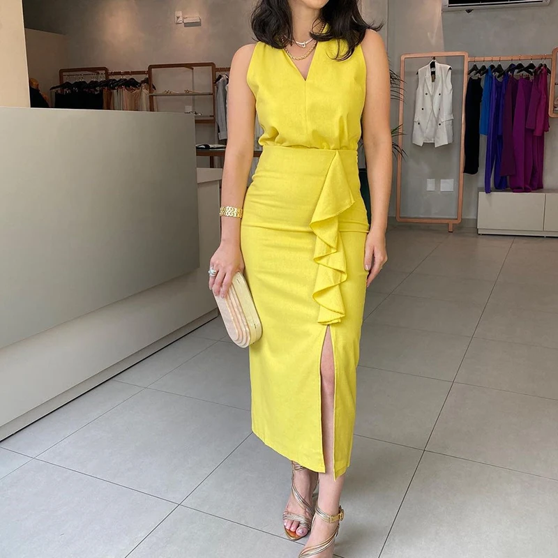

2024 Casual Solid Color Commuter Outfit New Summer V-neck Sleeveless Top and Skirt Set Women Fashion Ruffle Edge Slim Party Suit