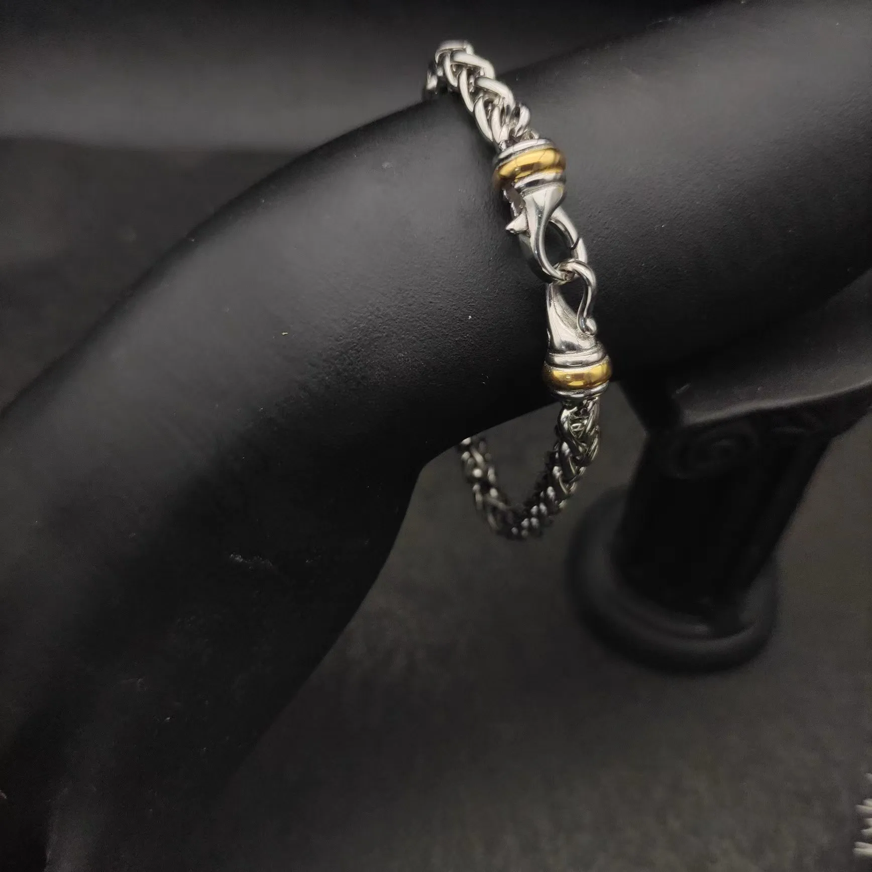 

Fashionable men's DY bracelet, minimalist electroplated stainless steel, luxurious gold and silver chain, well-known brand