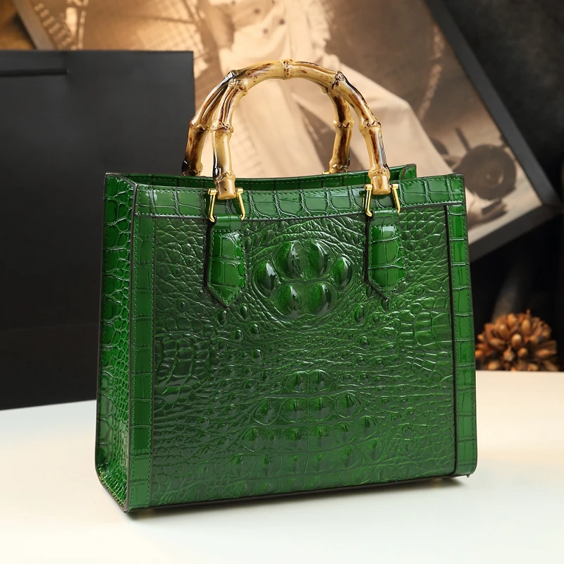 Hanna™ - Stilvolle Krokodilledertasche mit handgefertigten Details