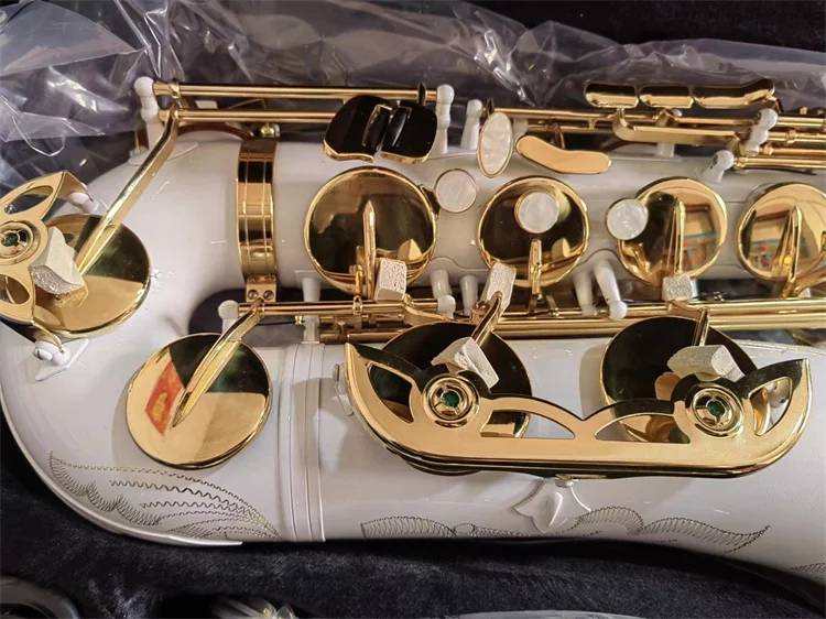 Hot Selling Bb Tenor Saxophone Gold Lacquer Yellow Brass Musical instrument Professional with Case Accessories