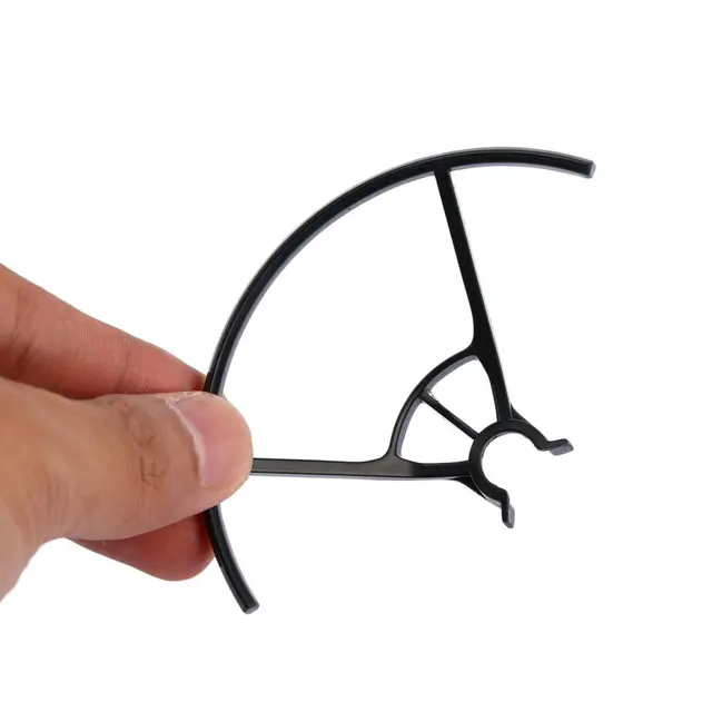 회전하는 프로펠러로부터 사람과 물건을 보호하고 작고 가벼운 프로펠러를 장착하십시오.