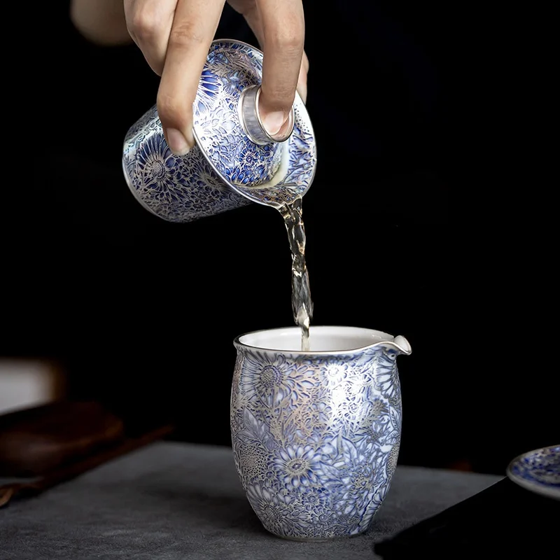 125ML Ceramics Gilded Silver Sunflower Gaiwan Handmade Household Kung Fu Tea Set Tea Bowl Cup Tureen Pot Gift Box
