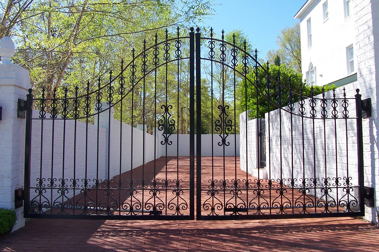 Custom High Quality Cast Iron Gates Iron Gate Lock Iron Gate Design 3