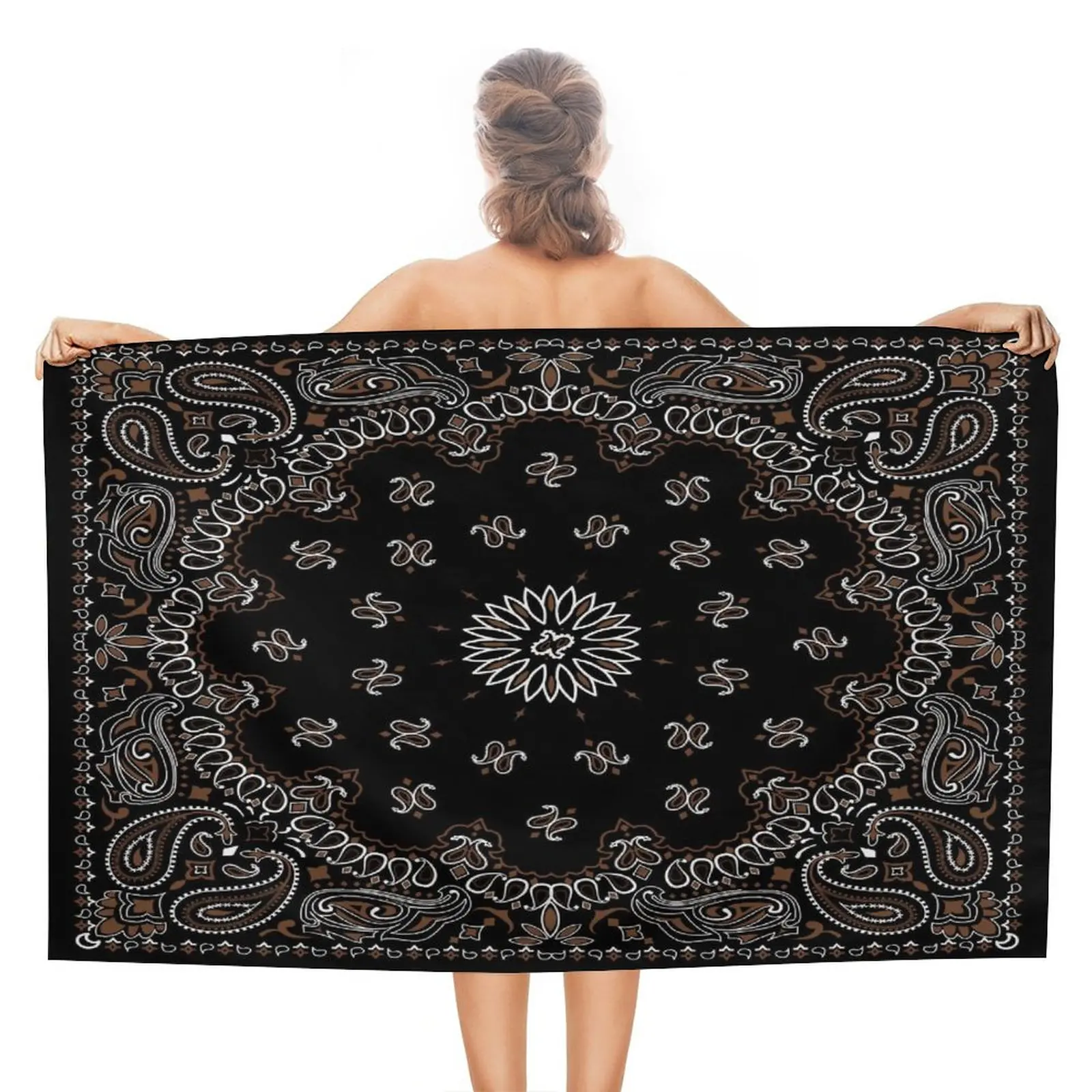 

2023 New Design Bandana Beach Pool Towel Beach Women's Swimwear Shawl Soft Fabric Bath Towel Fashion Art Pattern Custom