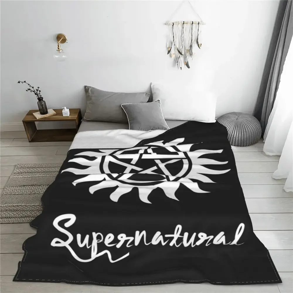 초자연 담요 미스터리 로고 캠핑 플란넬 던지기 담요, 따뜻하고 부드러운 야외 디자인 침대보 선물 아이디어