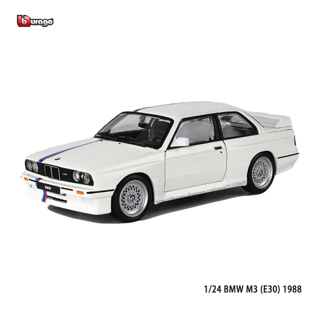 Bburago 1:24 New Style BMW M3 (E30) 1988 Alloy Model Car Luxury Vehicle Diecast Car Model Toy Classic Collection Gift Decoration - BMW M3 (E30) 1988-10