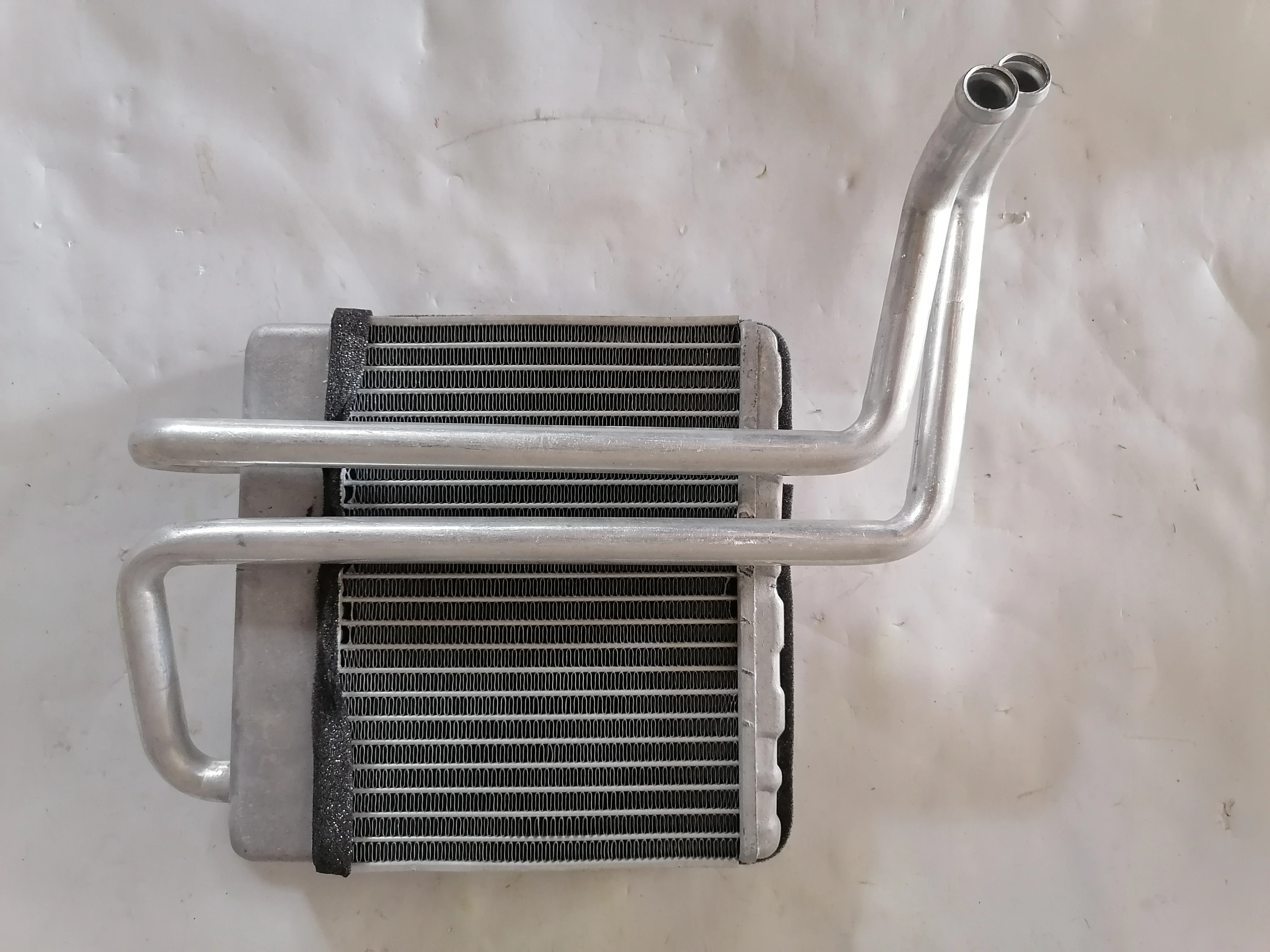 Y115610100 Heator Radiator High Quality Auto Accessories