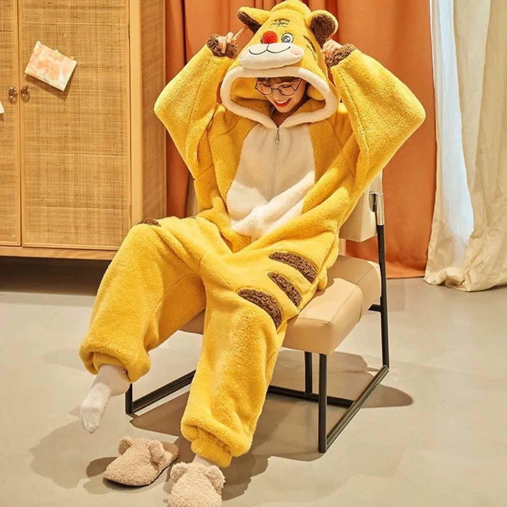 Cute Flannel Tiger Pajamas Winter Plus Velvet Warm Onesie Women's Sleepwear Unisex Loose Thick Plush Hooded Jumpsuits Homewear