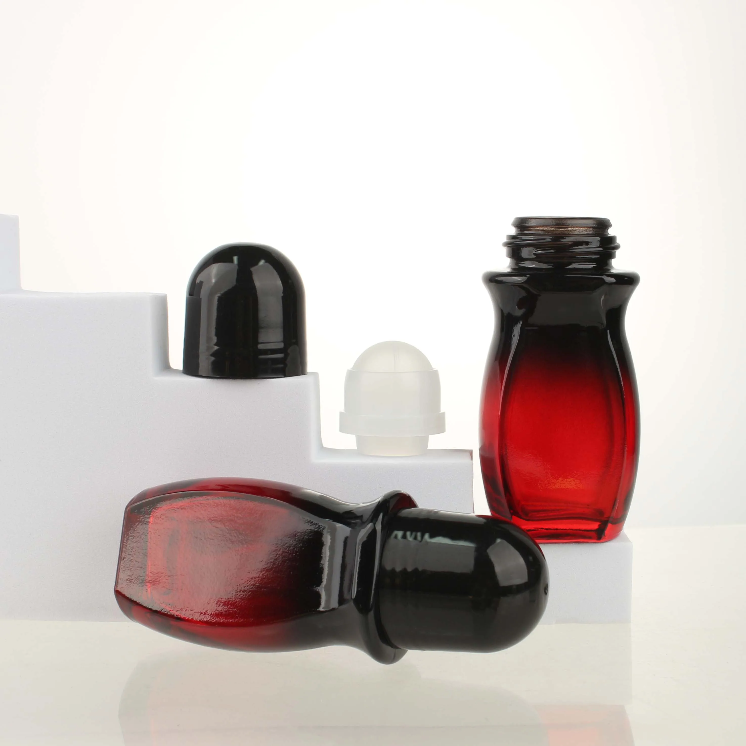 5 flaconi vuoti da 50 ml (1,67 oz) in vetro sfumato rosso con applicatore a rullo per deodorante, contenitori ricaricabili e flaconi roll-on fai da te._voghion.com