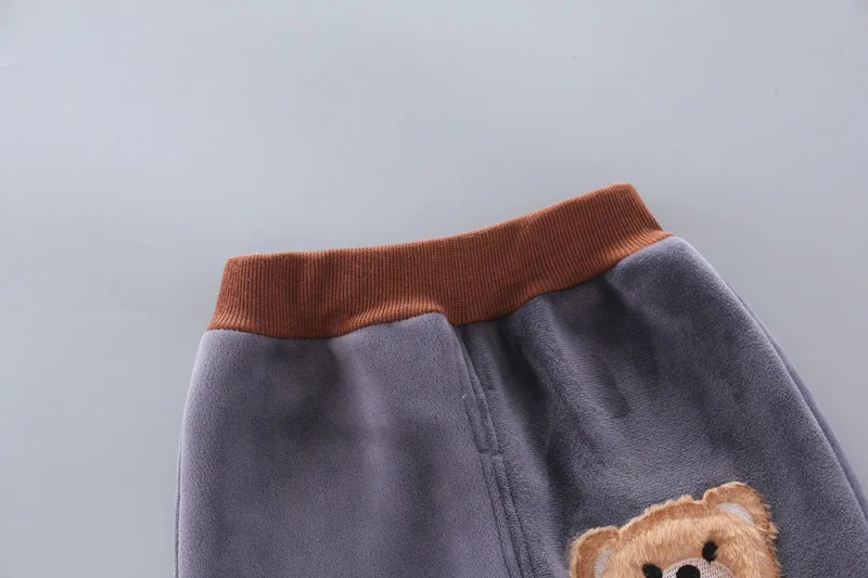 Baby Jungen Anzug 2024 Jungen und Mädchen Herbst Plüsch Dick Warm Lässiger Kapuzenpullover Winter Cartoon Süßer Bär Dreiteiliger Anzug 0-4 Jahre – Detail 21