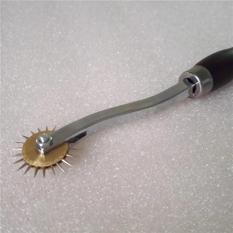 Professional Stainless Steel cross-stitch gearwheel Scribing Wheel Sewing Craft Tool for paper cloth Leather Tool