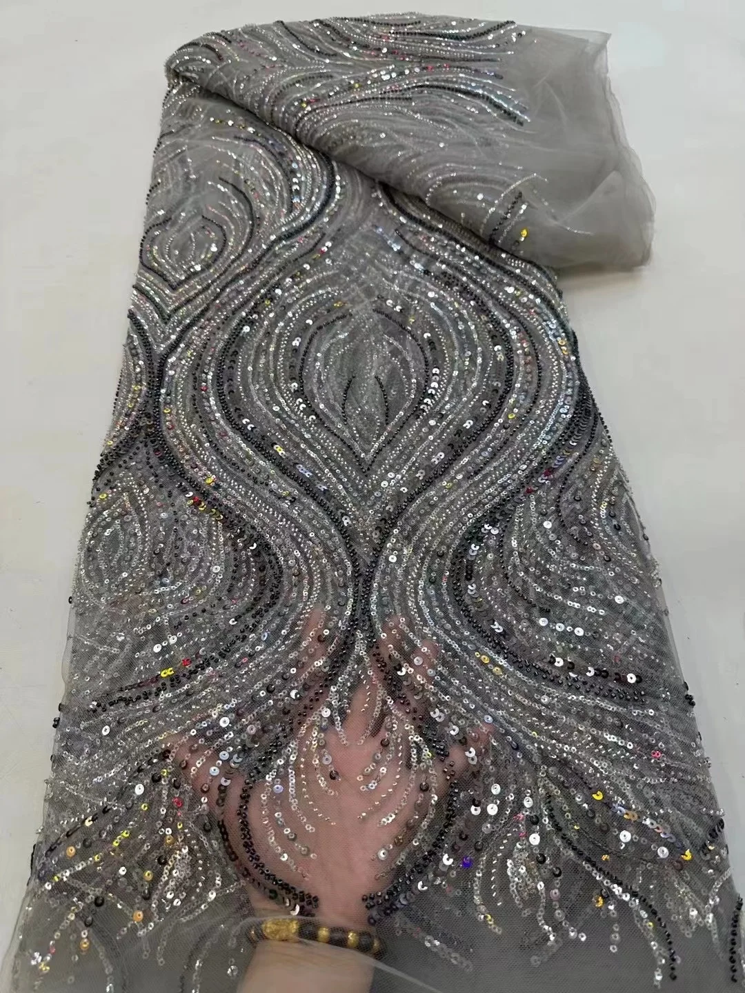 

Grey Sequins Lace Fabric with Beads High Quality Lace French Lace Fabric Beaded Embroidery on Tulle Mesh Fabrics for Sewing