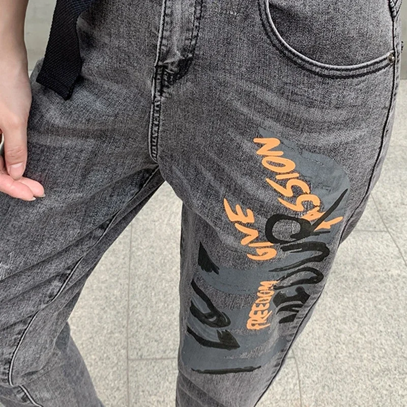 Free Belt Women Korean fashion  Letter Print Jeans Spring Autumn High Waist Slim Pencil Pants 2024 Woman Plus Size Grey Jeans