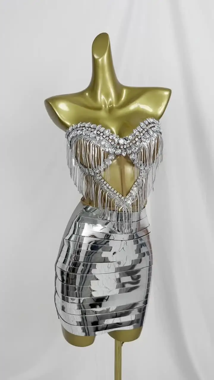 Серебристый корсет и юбка SN