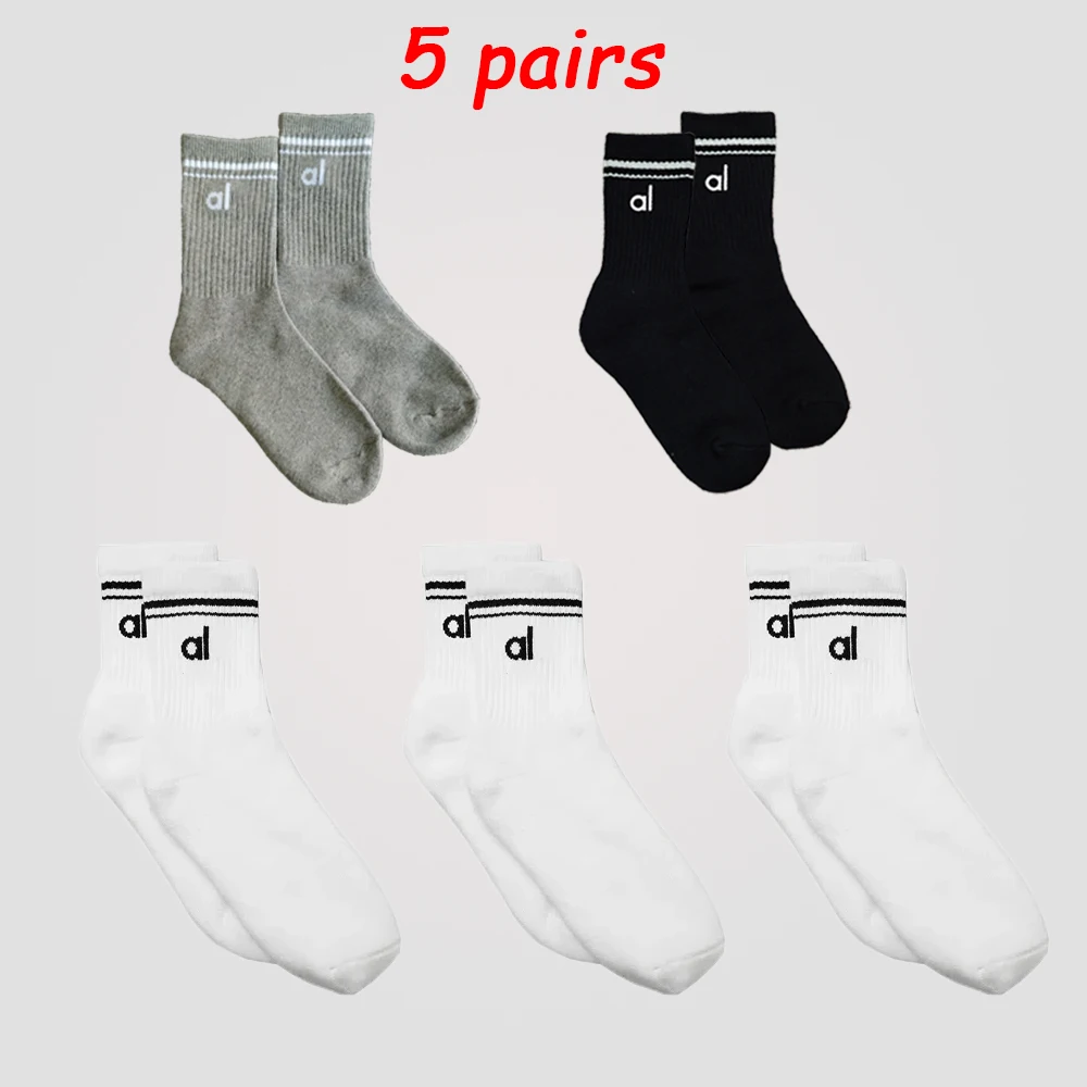 

AL Yoga Socks Cotton Unisex Stocking Four Seasons Long Tube Yoga Accessory Sports Leisure Couple Style Stockings Soft Comfort