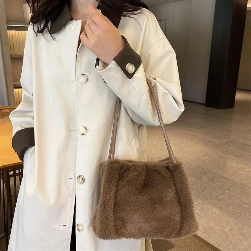 Women's Versatile Plush Crossbody Bag Fashion Korean Edition Casual Shoulder Tote Bag Single Plush Bag