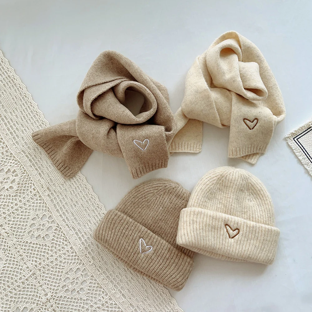 Korean Version Of The Love Embroidered Children Hats And Scarves 2-piece Set Of Boy Girl In Autumn Winter Crochet Hat With Scarf