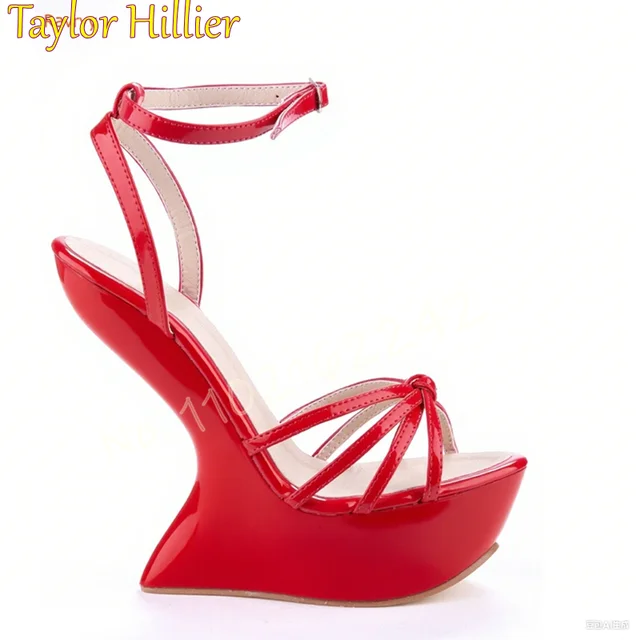 Sandales à plateforme de Style étrange, boucle à tête ronde, sandales d'été pour femmes, mode fête, Sexy, sangle à ongles, talon, chaussures à bout ouvert 1