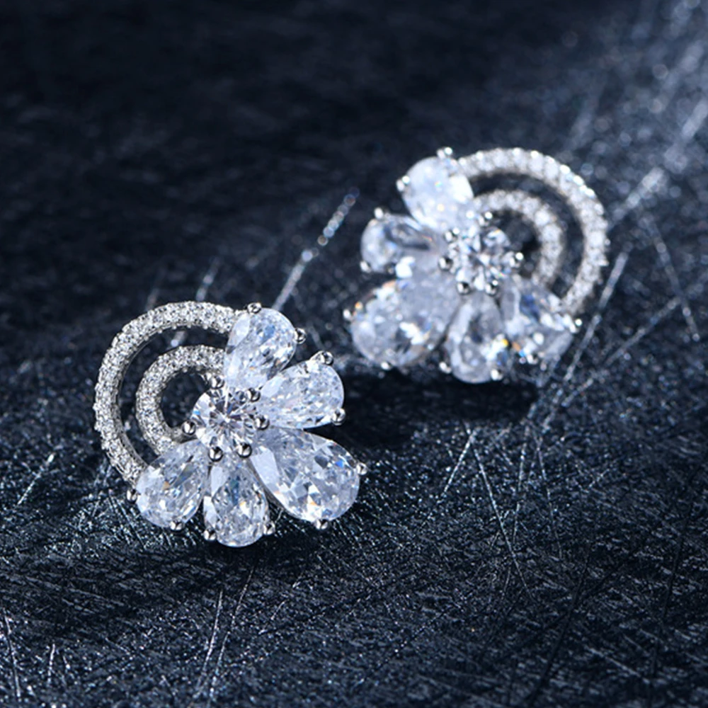 

Женские серьги из серебра 925 пробы, с фианитами