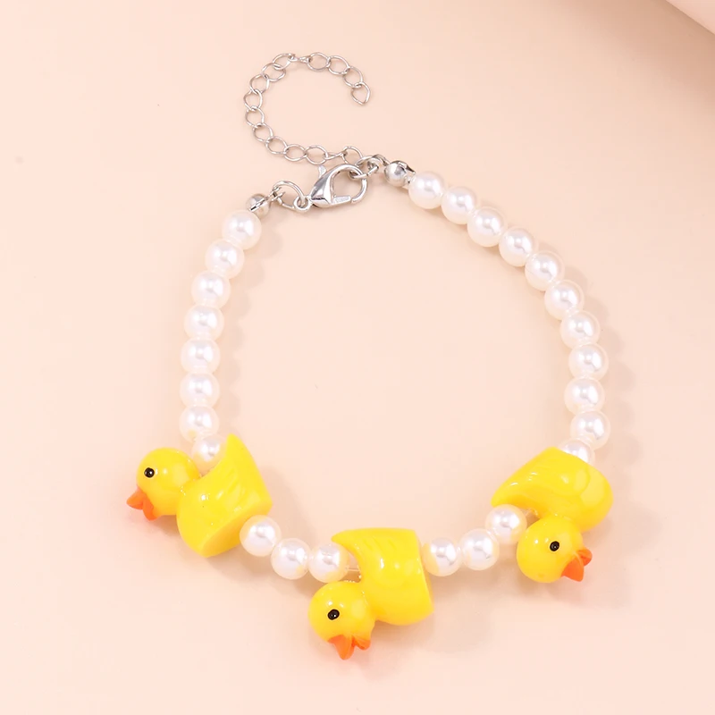Niedliche handgemachte Imitationsperlen-Armbänder für Frauen, Cartoon-gelbe Ente, Charms-Armbänder, Schmuck, DIY-Geburtstagsparty-Geschenke
